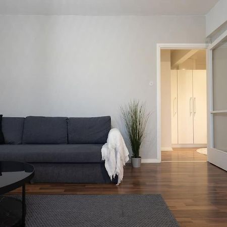 Tilava Huoneisto Helsingissa Apartment Helsinki Ngoại thất bức ảnh