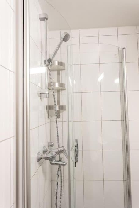 Tilava Huoneisto Helsingissa Apartment Helsinki Ngoại thất bức ảnh