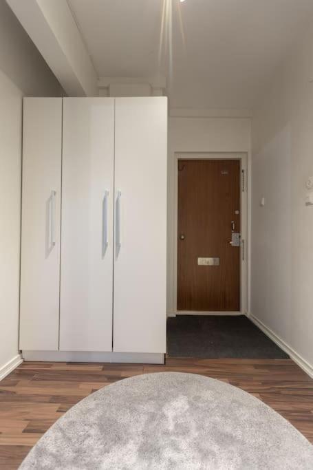 Tilava Huoneisto Helsingissa Apartment Helsinki Ngoại thất bức ảnh
